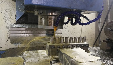 Conventional Machining VS CNC Machining
